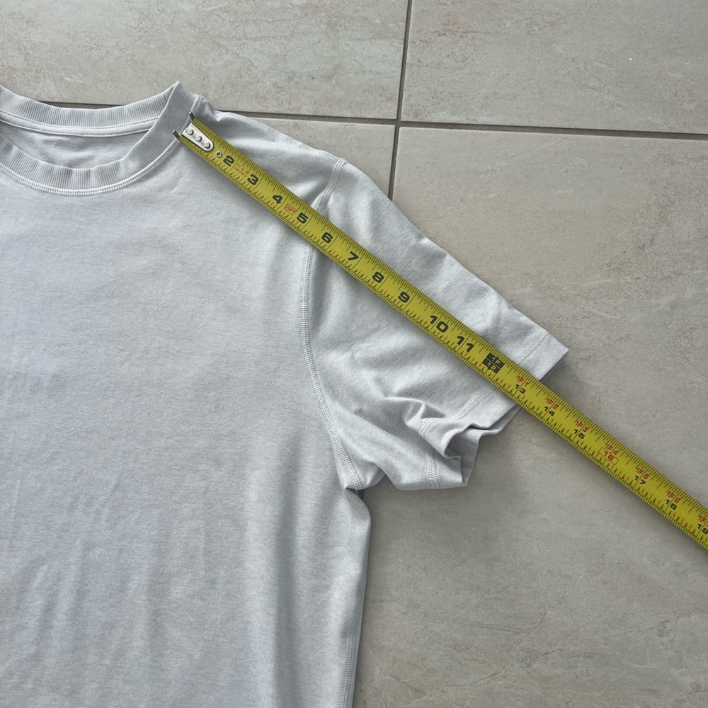 Vuori Men’s strato tech T-shirt size xl beige - Picture 10 of 10